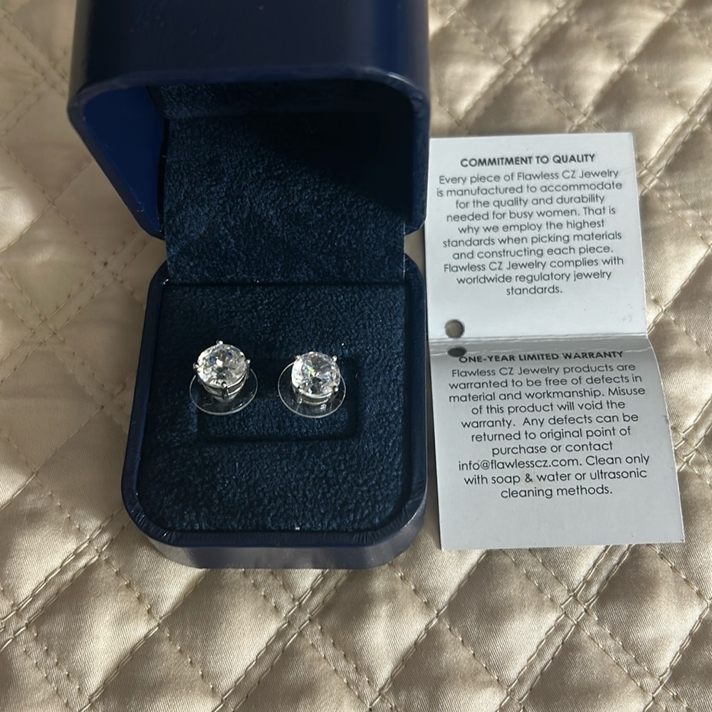 Cubic Zirconia Diamond studs